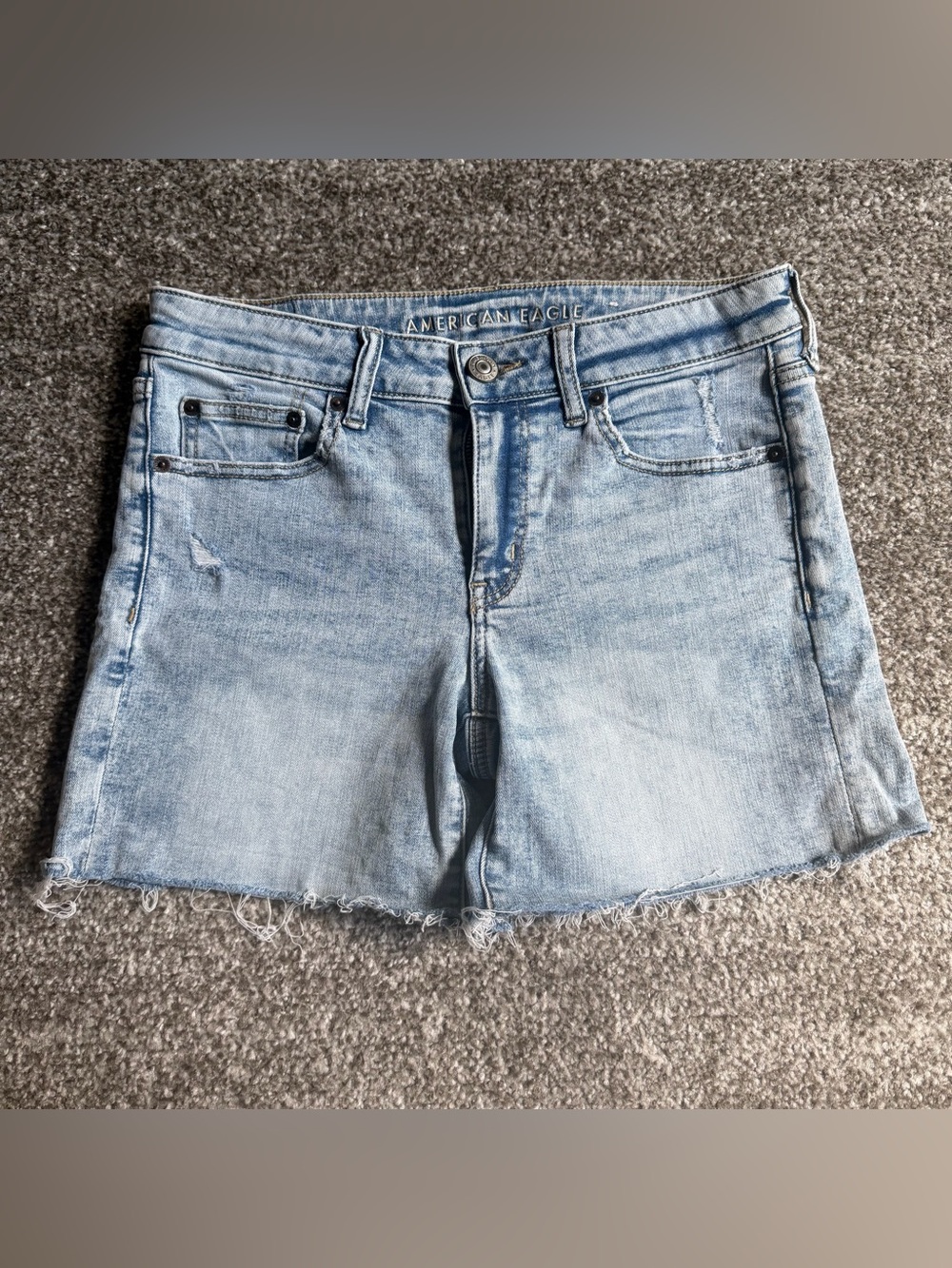 American Eagle AE NE(X)T Level Denim Midi Shorts Light Destroy Wash Size 6